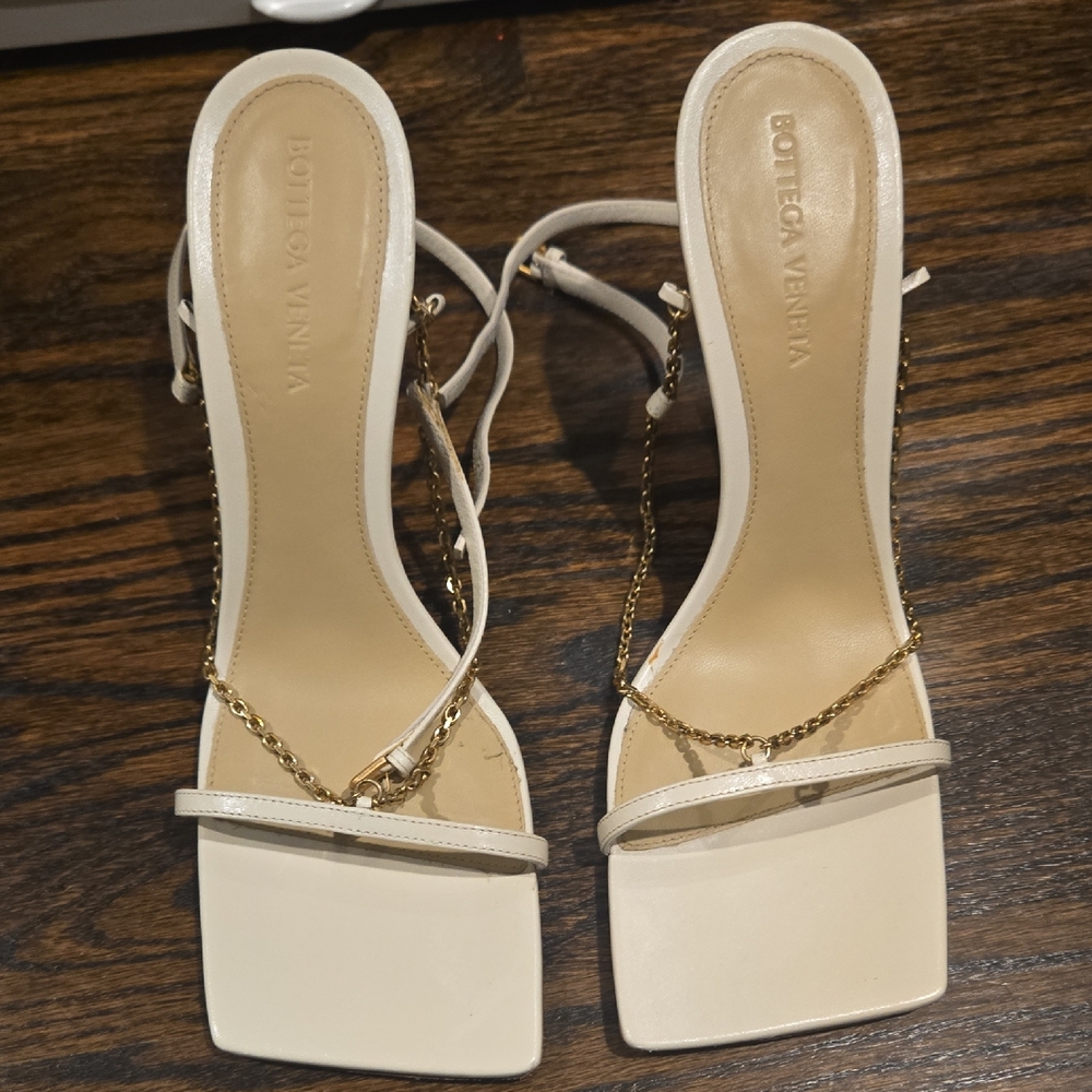 Bottega Veneta Cream Heeled Sandals with Square Toe